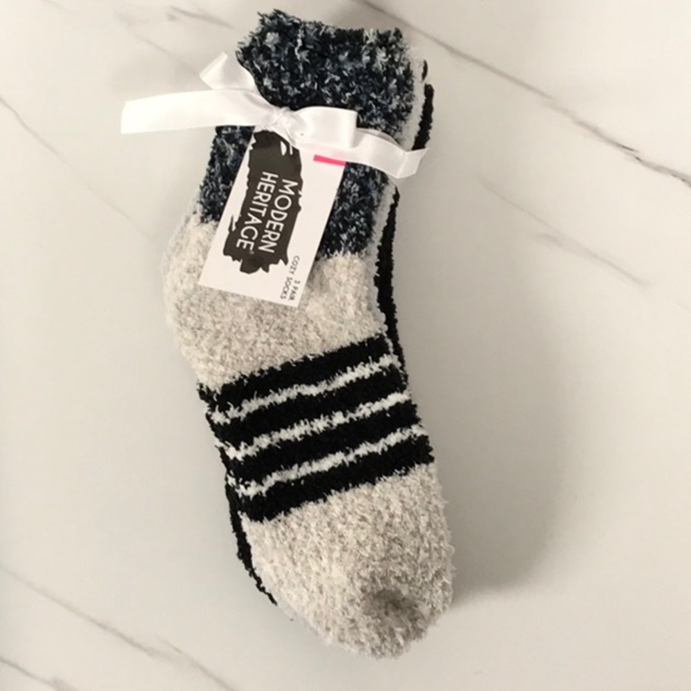 New Modern Heritage 3 pair cozy socks